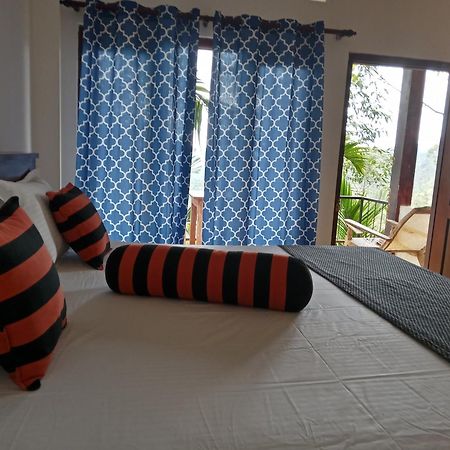 Shalomi Nine Arch Bliss Bed & Breakfast เอลลา ภายนอก รูปภาพ